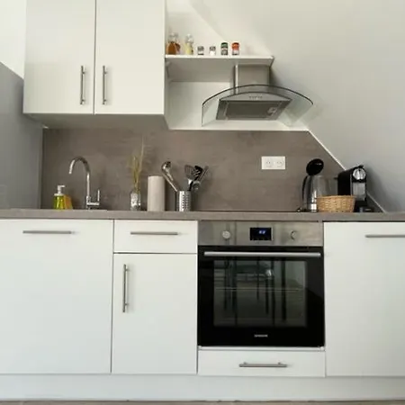 3 Personnes, Frontiere Suisse Apartmán